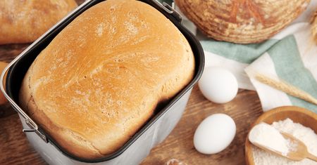 Będzie pachniało w całym domu! Najchętniej kupowane wypiekacze do chleba