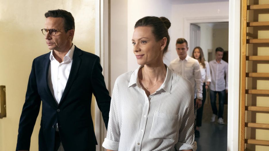 Kadr z serialu "Pod powierzchnią"