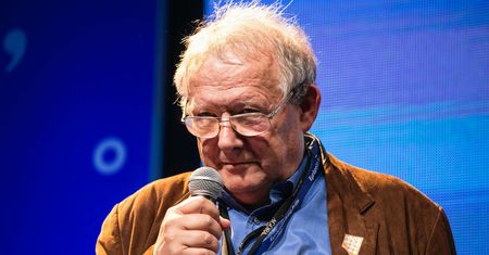 Adam Michnik ostrzega przed PiS. "Ale do władzy wyniósł ich naród"