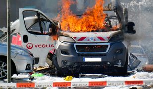 Warszawa. Wybuch samochodu na Bemowie. Są ofiary śmiertelne i ranni