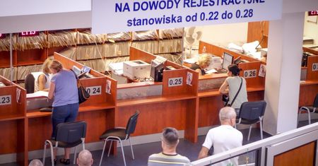 Martwe dusze nie znikną z CEP-u przed upływem trzech lat. Kuriozalna sytuacja trwa nadal