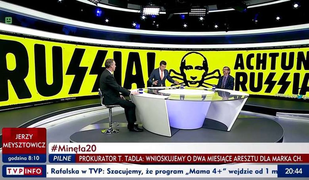 Spod garnituru Rachonia wystawał rąbek kostiumu z penisem. TVP w końcu to zobaczyła