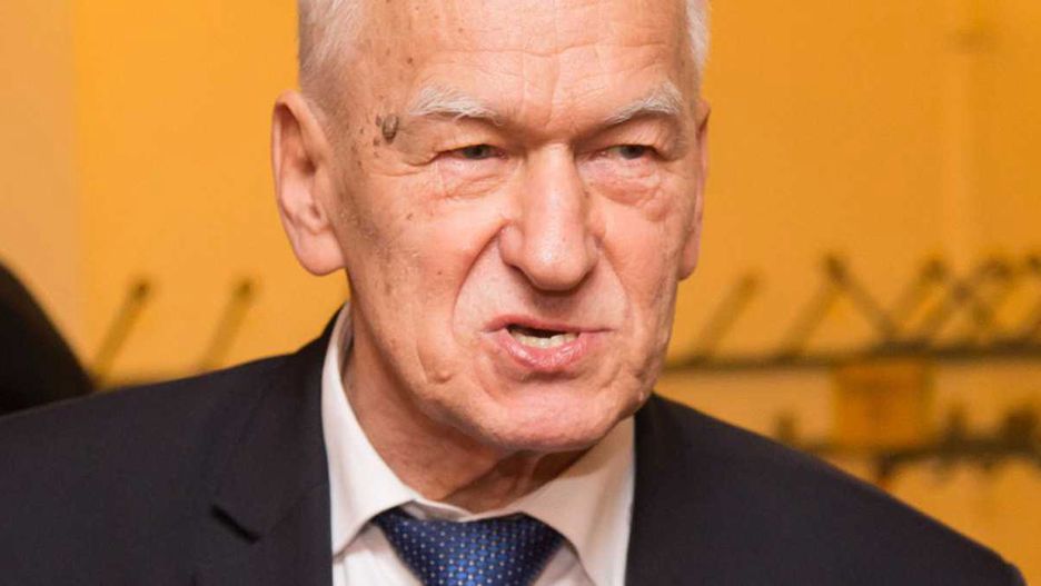Kornel Morawiecki ciężko chory