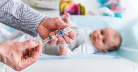 Punkty za szczepienia zgodne z prawem. Pierwszy wyrok ws. rekrutacji przedszkolaków