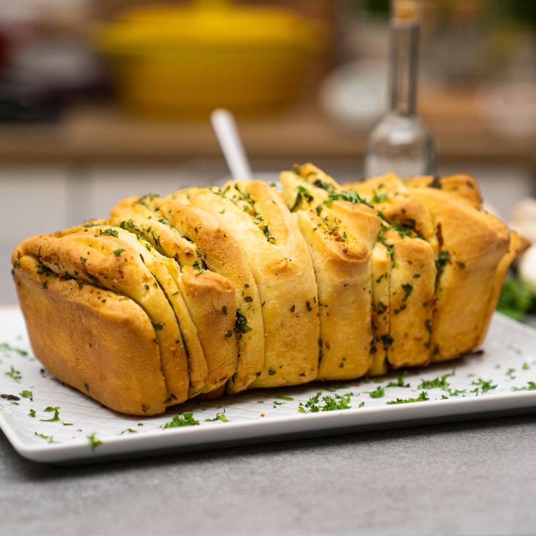 Chlebek czosnkowy- Pyszności