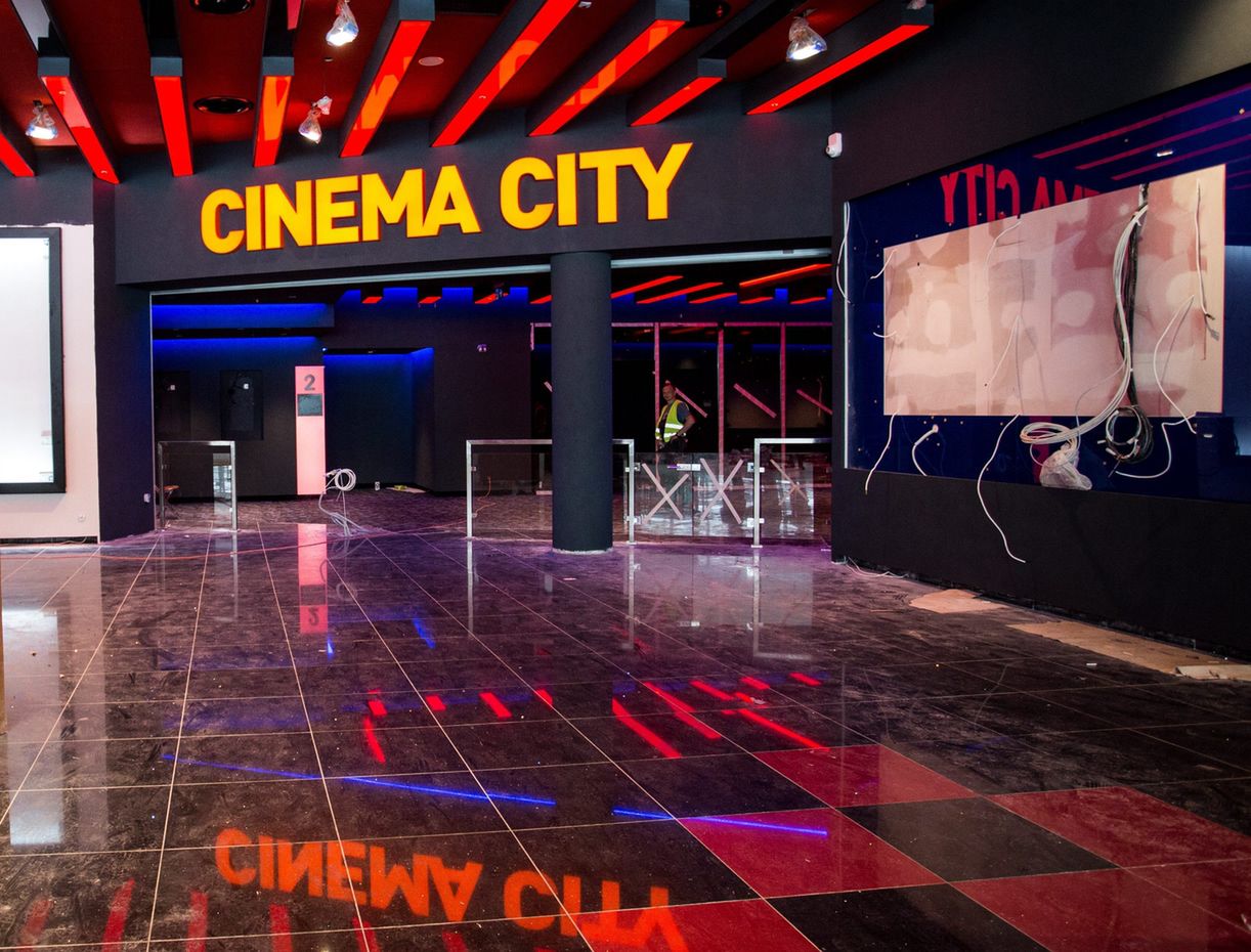 Warszawa. Sieć kin Cinema City obniża ceny biletów.