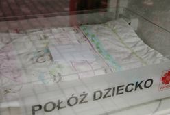 Olsztyn: policjanci dotarli do matki, która porzuciła dzieci w "oknie życia"