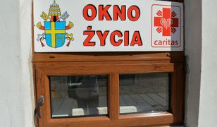 Zostawili dziecko w Oknie Życia. Teraz chcą je odzyskać