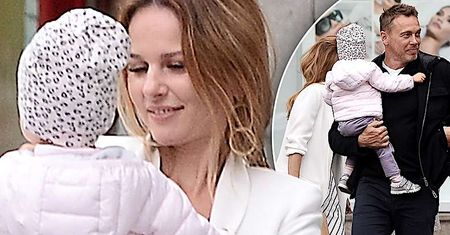 Paulina Sykut z mężem i córką na obiedzie. Mała Róża jest tak samo stylowa jak jej sławna mama
