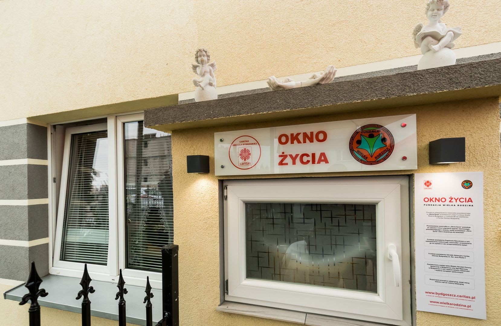 Bydgoszcz. Prawie 2-letnie dziecko podrzucone do okna życia  