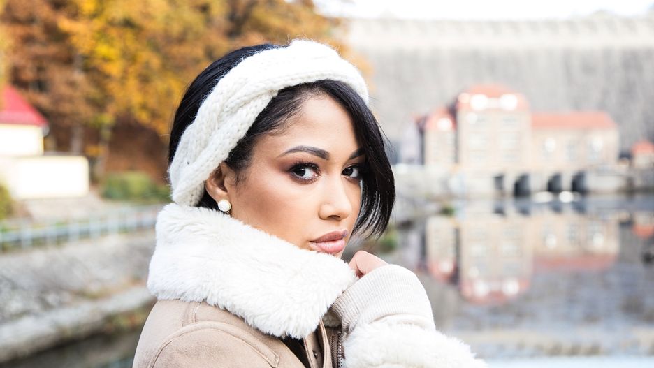 Artystka - aktorka i prowadząca show "You Can Dance", miała muzyczną przerwę