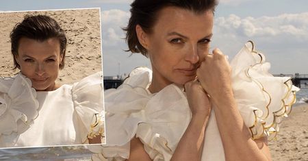 Kasia Sokołowska na niepublikowanych dotąd zdjęciach z sesji ciążowej. Piękne ujęcia gwiazdy z dużym brzuszkiem