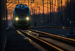 Wielkopolska. Zderzenie pociągu i ciężarówki na przejeździe kolejowym