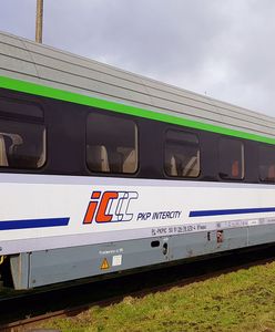 Koronawirus w Polsce. Pasażer zabrany z pociągu w Kępnie. "Wrócił z Austrii"