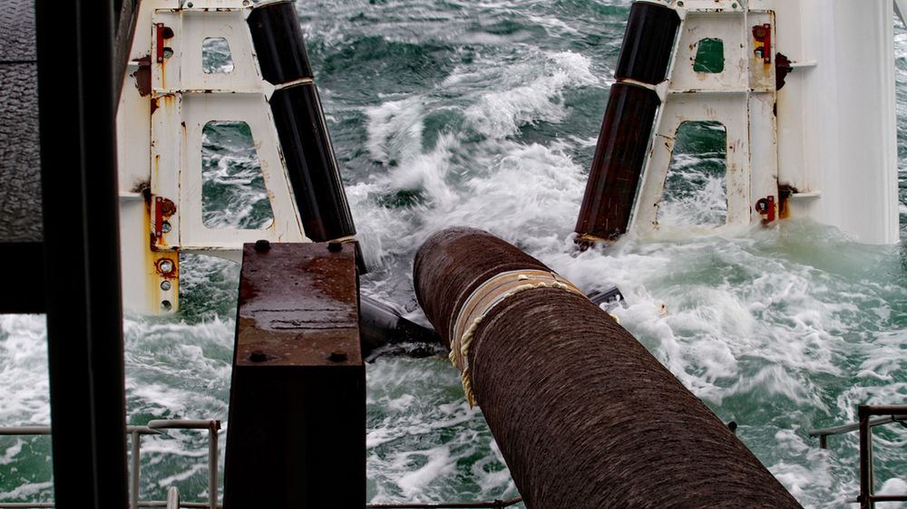 Układanie morskiego odcinka gazociągu Nord Stream.