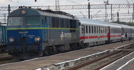 Korek na A4 zatrzymał pociąg