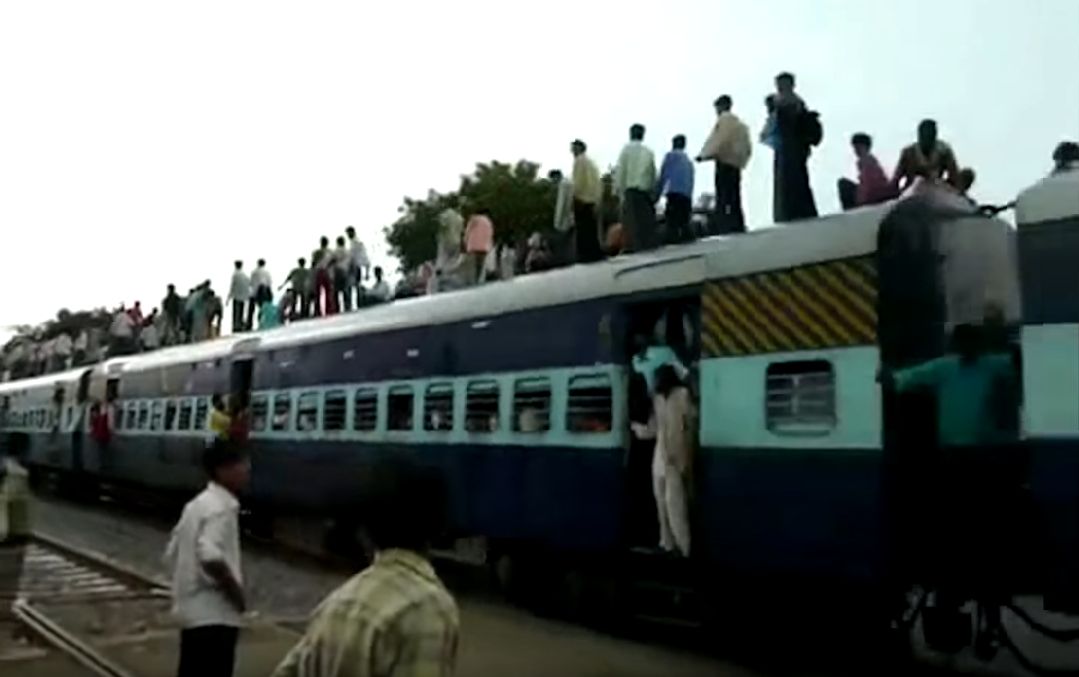 Katastrofa pociągu w Indiach. Nie żyje co najmniej 10 osób
