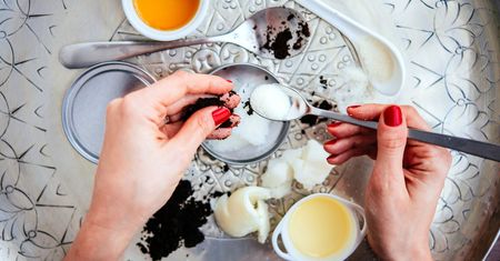 Peeling do ciała. Redakcja WP Kobieta wybrała najlepsze produkty