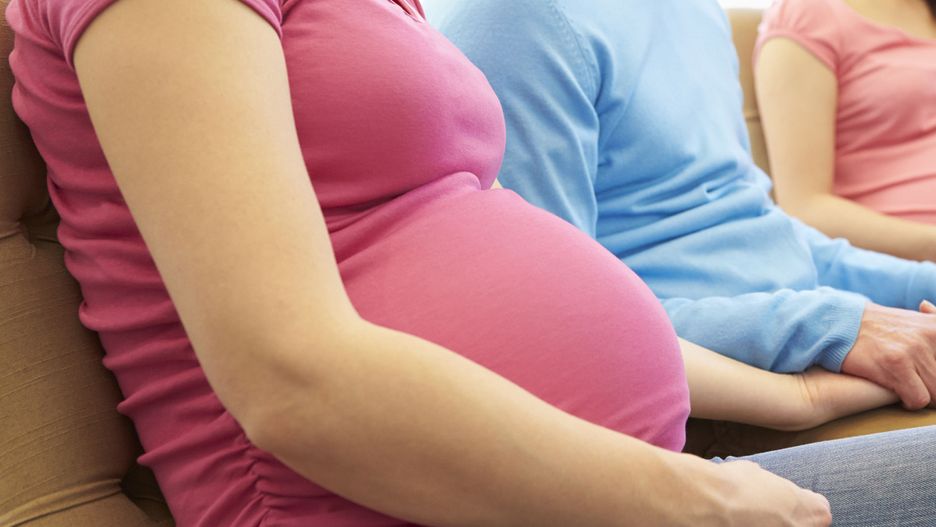 Szpitale zakazują porodów rodzinnych z powodu epidemii koronawirusa.