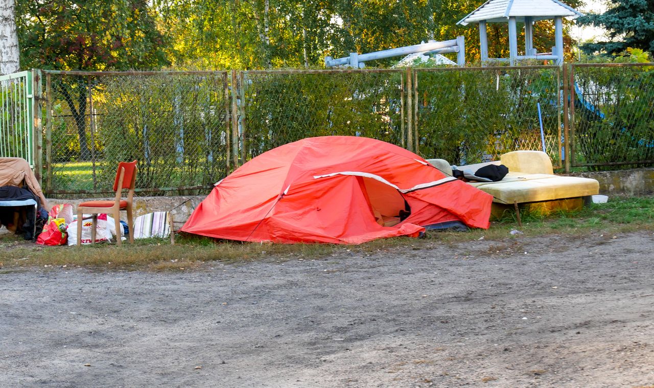 Koczuje w centrum miasta