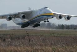 Koronawirus w Polsce. An-225 Mrija ląduje na lotnisku im. F. Chopina (NA ŻYWO)