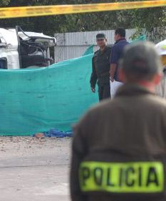 Samochód wypadł z 5. piętra