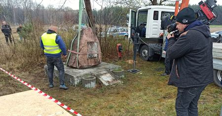 Zniknął kolejny obelisk Armii Czerwonej koło Złotowa