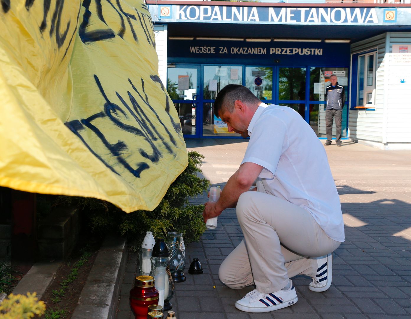 Dwóch górników zasypanych w wyniku tąpnięcia w kopalni Zofiówka nie żyje