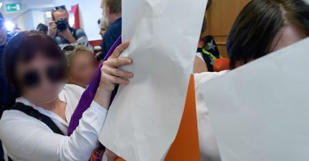 Ten blog może wstrząsnąć polskim Kościołem. Katarzyna ujawnia, co robił jej ksiądz, gdy miała 12 lat