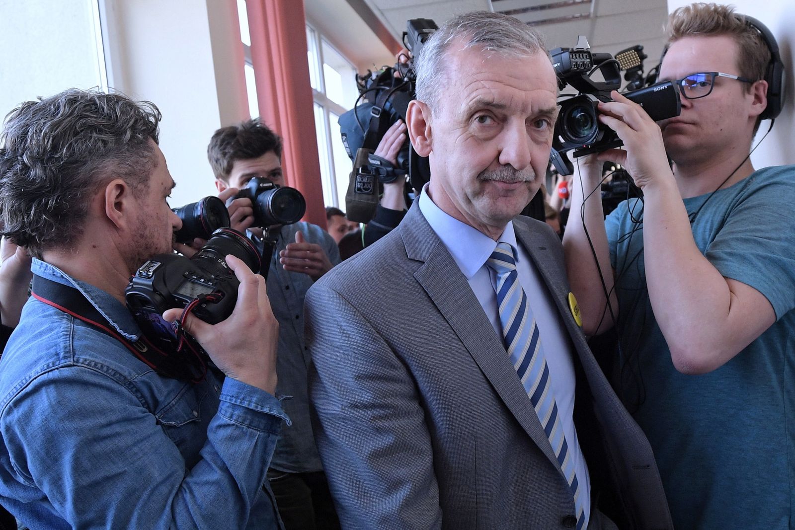 Sławomir Broniarz uznał, że propozycja rządu zaognia konflikt.