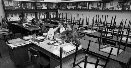 Zakwitły kasztany, ale matury się nie odbyły. 26 lat temu strajk nauczycielski sparaliżował szkoły