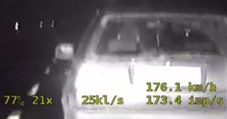 Pościg za kierowcą uciekającym 170 km/h zakończył się w rowie