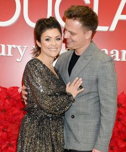 Marcin Hakiel z Kasią Cichopek na plaży. Odważny kostium