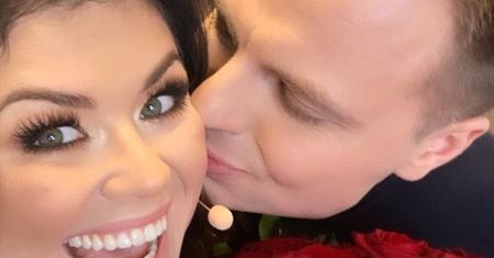 Katarzyna Cichopek hucznie świętuje swoje urodziny. Tańce na stole i impreza do białego rana