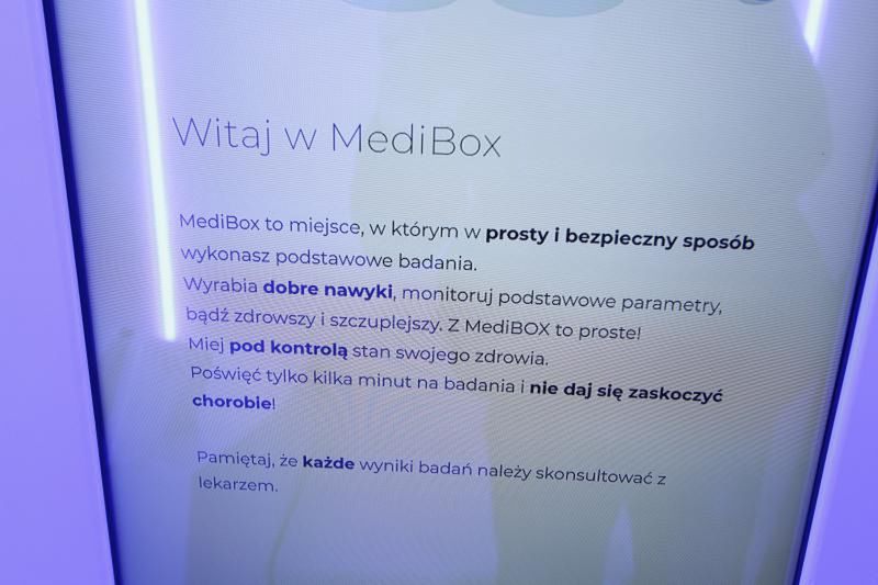 Warszawa. Kiosk telemedyczny na stacji Metro Młociny 