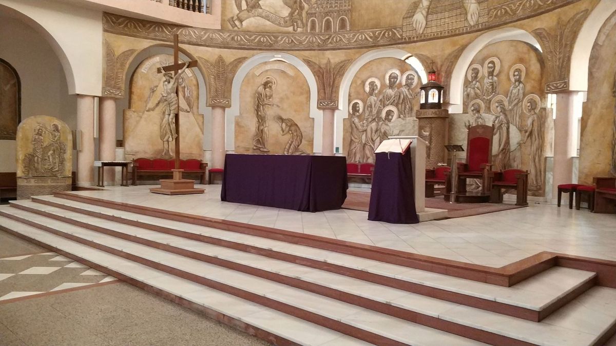 Koronawirus dzieli wiernych. Czy w kościołach jest bezpiecznie?