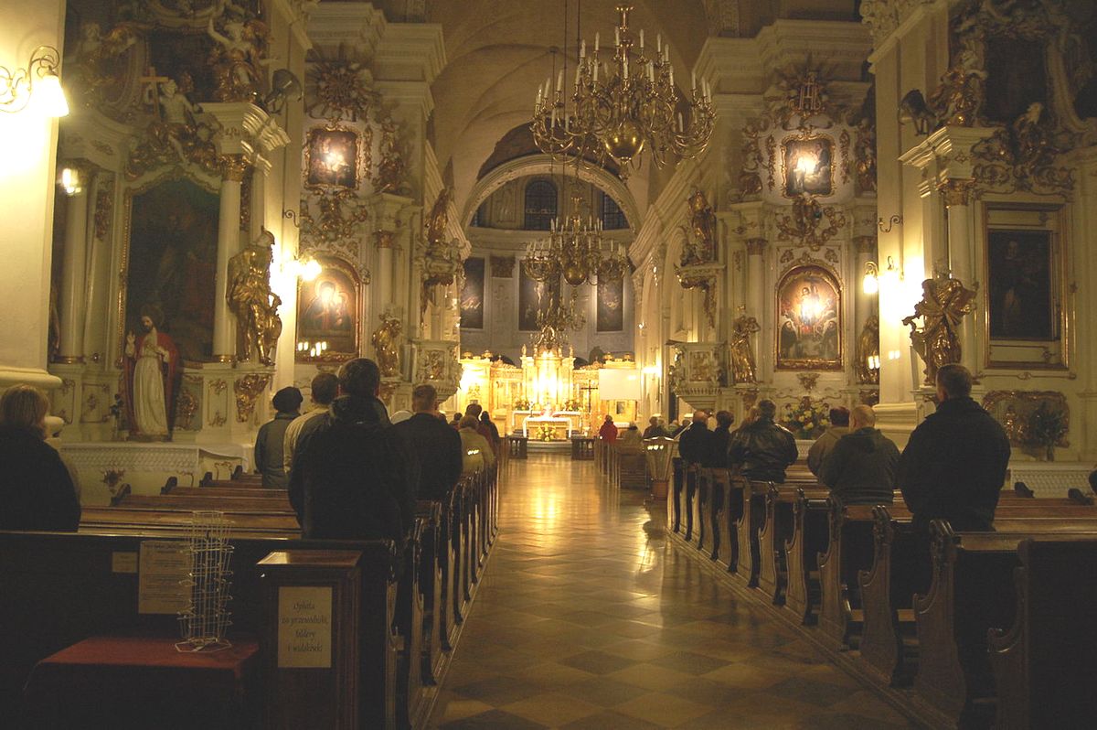 Wybory parlamentarne 2019. Kampania w kościołach. Episkopat znów zabrał głos