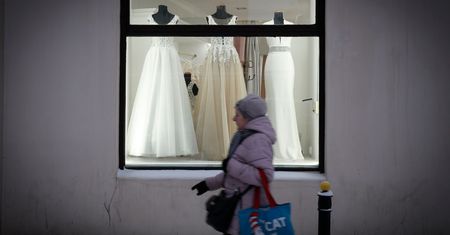 Zyskała miano "koszmarnej teściowej". Wszystko przez to, co wręczyła pannie młodej