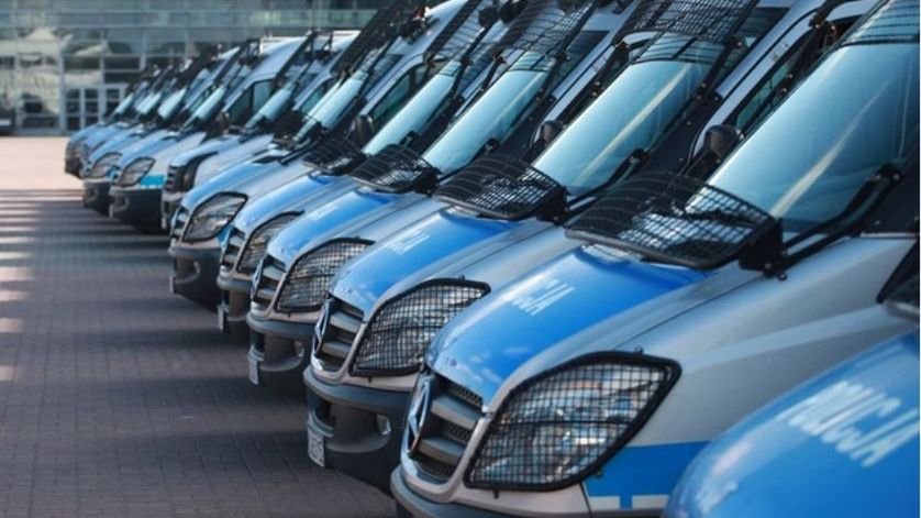 Policja będzie miała 300 nowych radiowozów