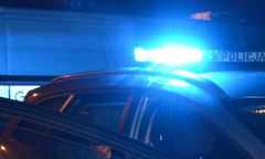 Nocny pościg w Zborowie. Policja szuka 2 mężczyzn