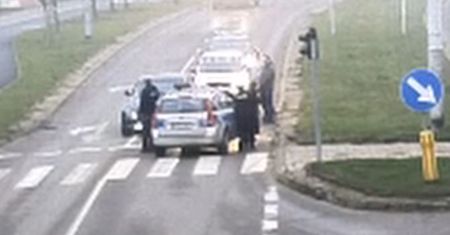 Olsztyn. Kierowca zasnął na skrzyżowaniu. Wszystko nagrała kamera
