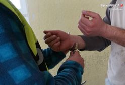 Częstochowianin rzucił się na policjantów. Miał we krwi 3 promile alkoholu