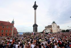 Policja chce karać demonstrujących w miesięcznicę smoleńską. Popłynęła fala wniosków