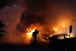 Noc podpaleń zaskoczyła Szwedów. Nagle przypomnieli sobie o wyborach