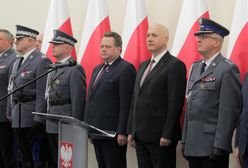 Policjanci mają mieć "imienniki". Muszą jednak sami za nie zapłacić