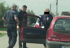 70-latek obnażał się przed matką z dzieckiem. Sąsiad ruszył w pościg