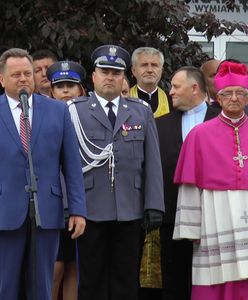 Było konfetti, hawajskie tańce a teraz jest Nowenna. Mamy nagranie z uroczystości