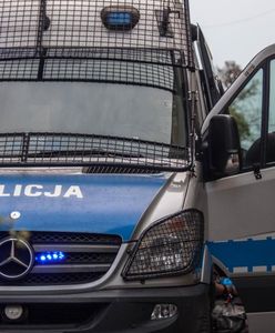 Chojnice. Próbował ukraść 11 czekolad. Zniszczył drzwi za 16 tys.