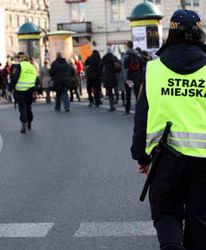 Atak policji na... pudlarzy!