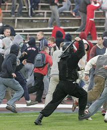 Co piąty szalikowiec bierze przed meczem